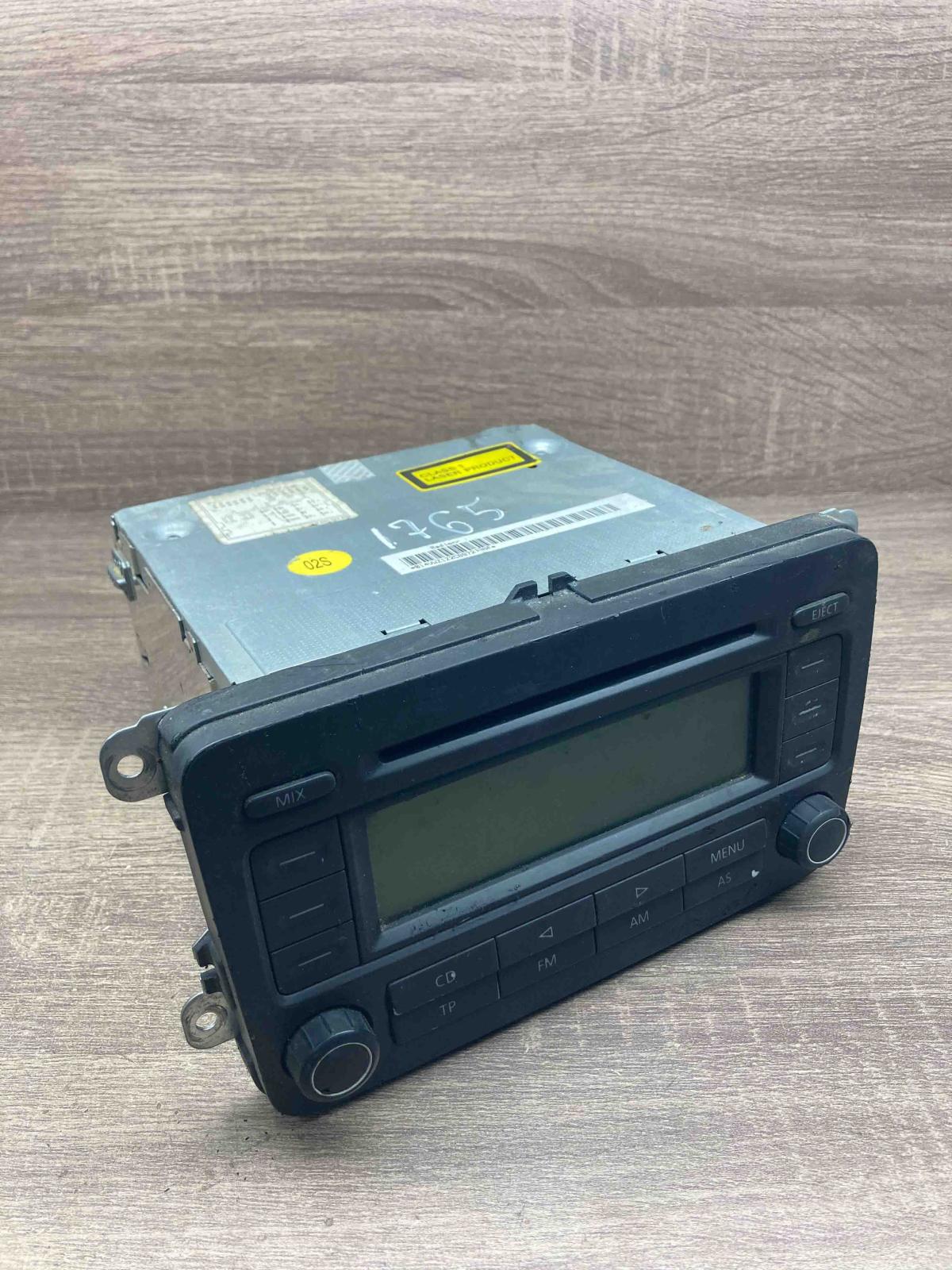 1K0035186G 7642233360  Radio/CD/DVD/GPS head unit Volkswagen Touran I