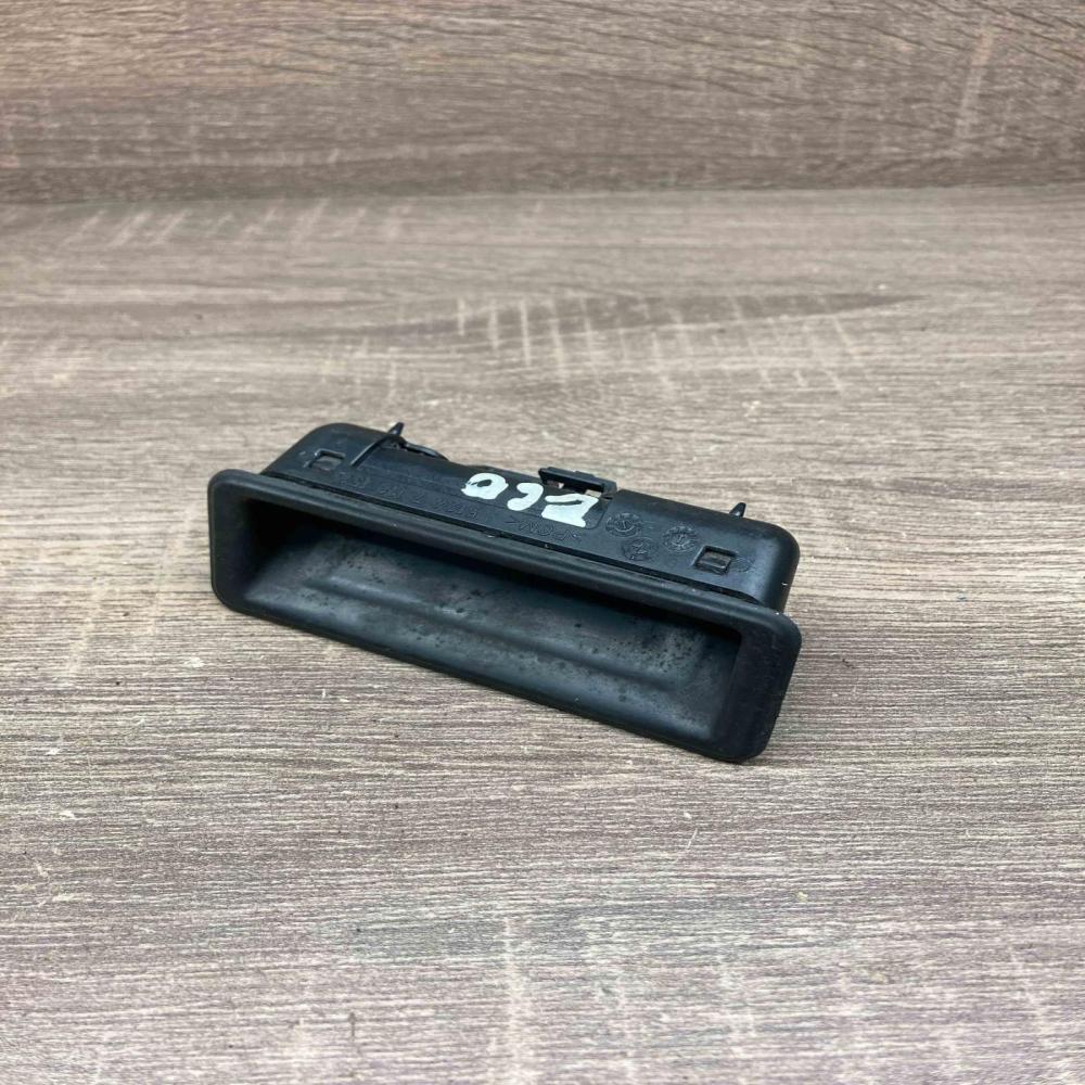 7118158   Tailgate/trunk/boot exterior handle BMW 5 E60 E61