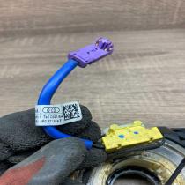 1K0959653 8P0971589F  Airbag slip ring squib (SRS ring) Volkswagen Golf V