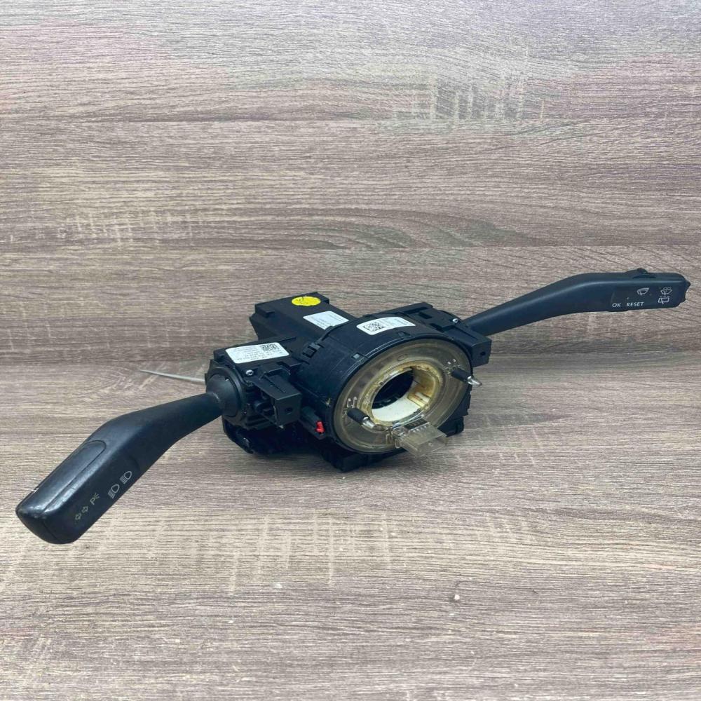 3C9953513A 3C9953507AA 3C0953549J Wiper turn signal indicator stalk/switch Volks