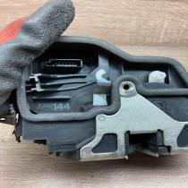 7202144 Main  Front door lock BMW X1 E84