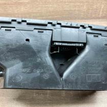 9130458 144821 10  Dash center air vent grill BMW 3 E90 E91