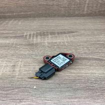 30737138   Airbag deployment crash/impact sensor Volvo V50