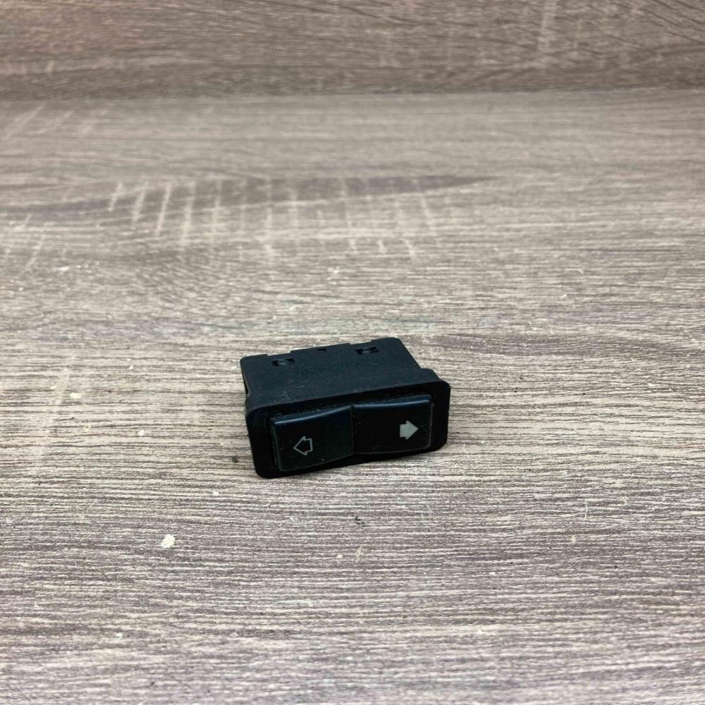8368974   Electric window control switch BMW 5 E39