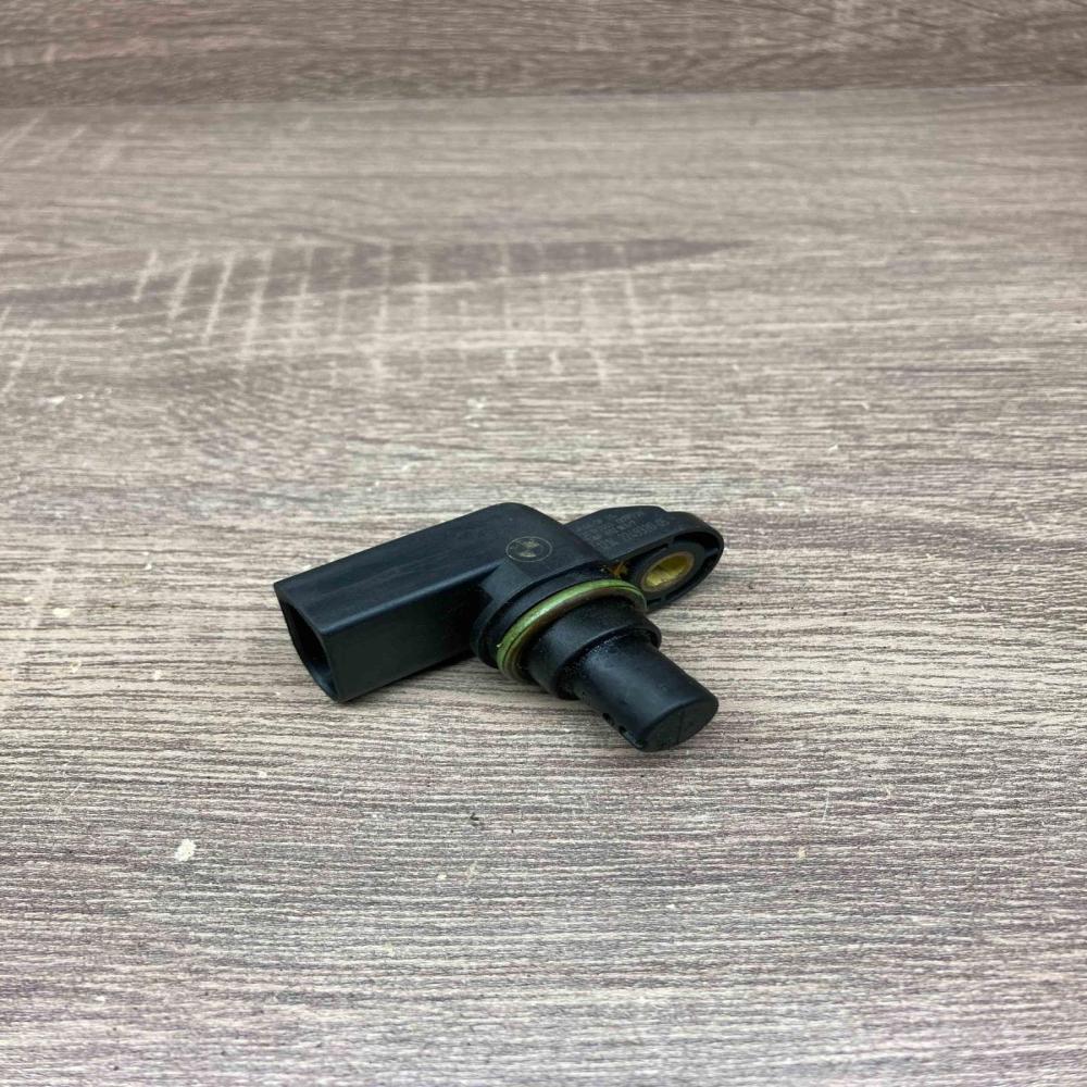 2249320   Camshaft position sensor BMW 5 E39