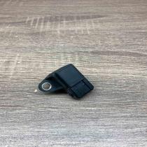 2246977   Air pressure sensor BMW 5 E39
