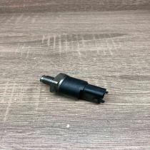0281002475 Used  Fuel pressure sensor BMW 3 E46