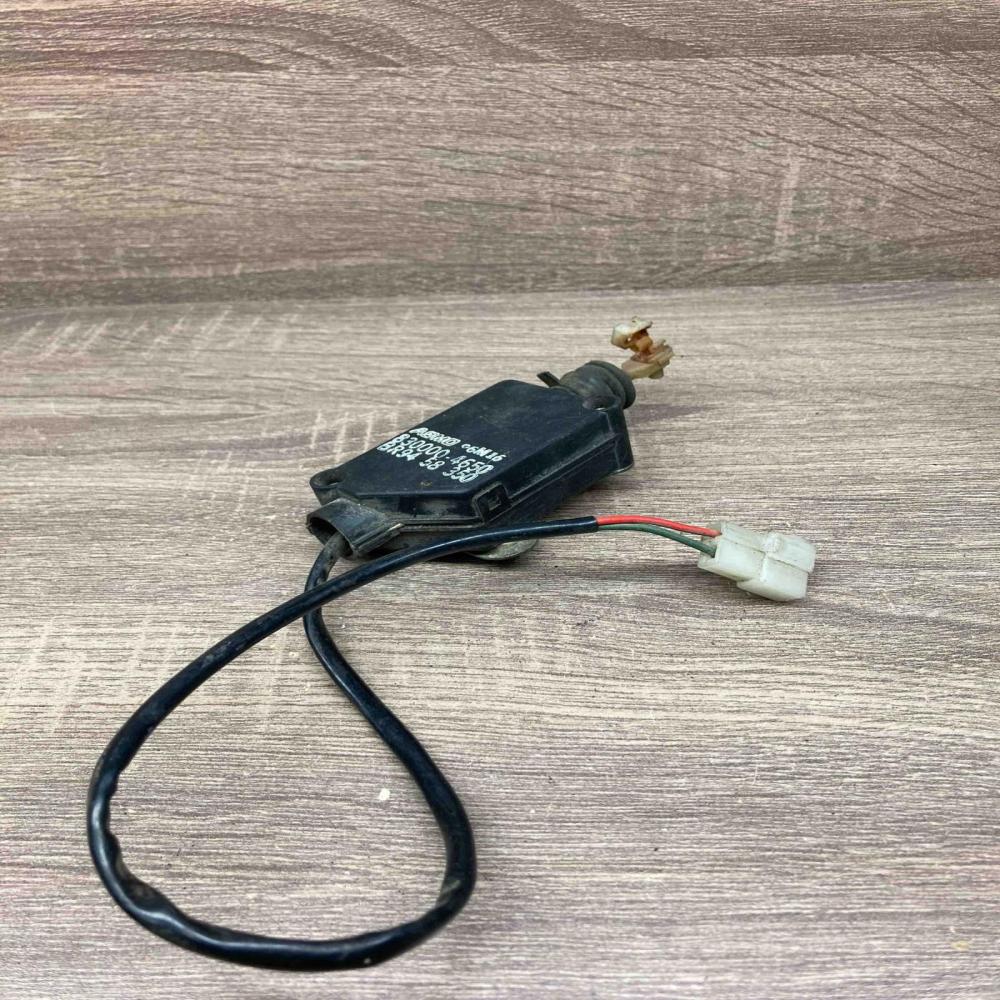 830000 4650 BR94 58 350  Central locking motor Mazda 323 F