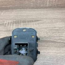 YS4T 14529 BA 03162360  Electric window control switch Ford Focus