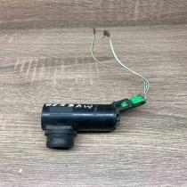 060210 1480   Windscreen/windshield washer pump Subaru Impreza II