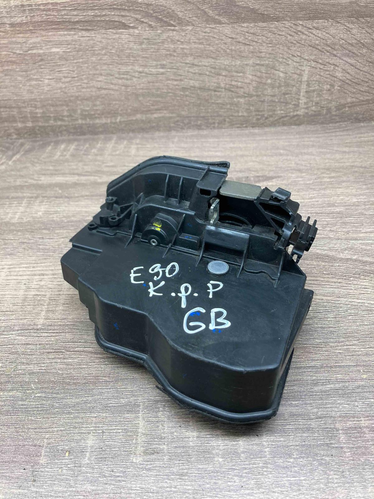 7202145   Front door lock BMW X3 E83