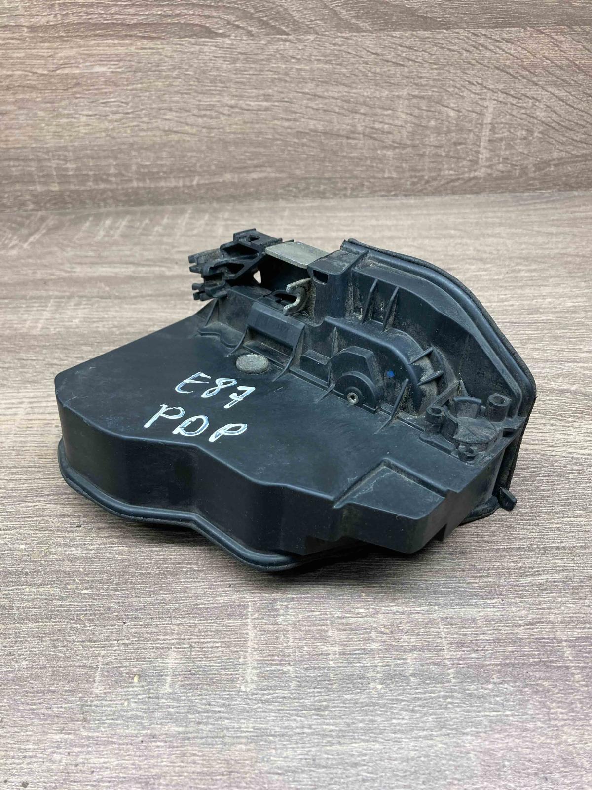 7167074   Front door lock BMW 5 E60 E61
