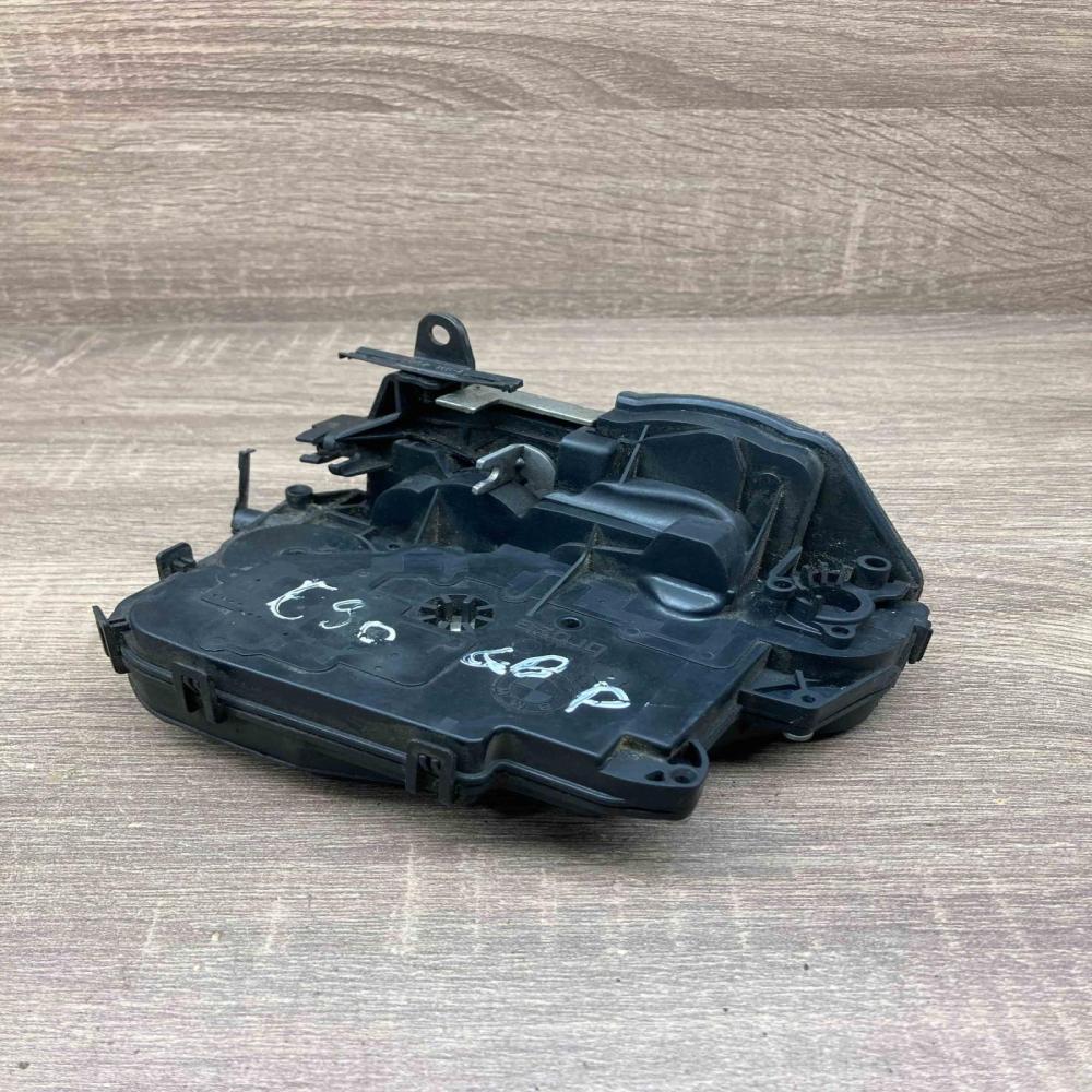 4389476 2C1781  Rear door lock BMW 3 E90 E91