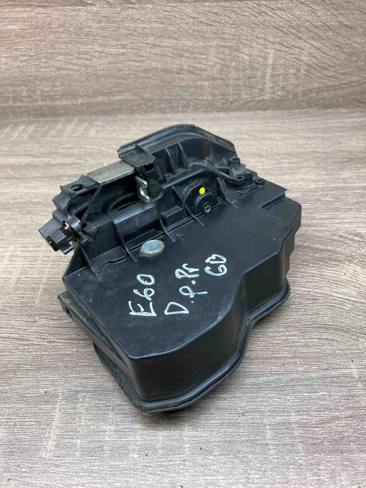 7167072   Front door lock BMW X3 E83