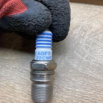 1216460 87YF 12405 AE  Spark plug Ford Escort