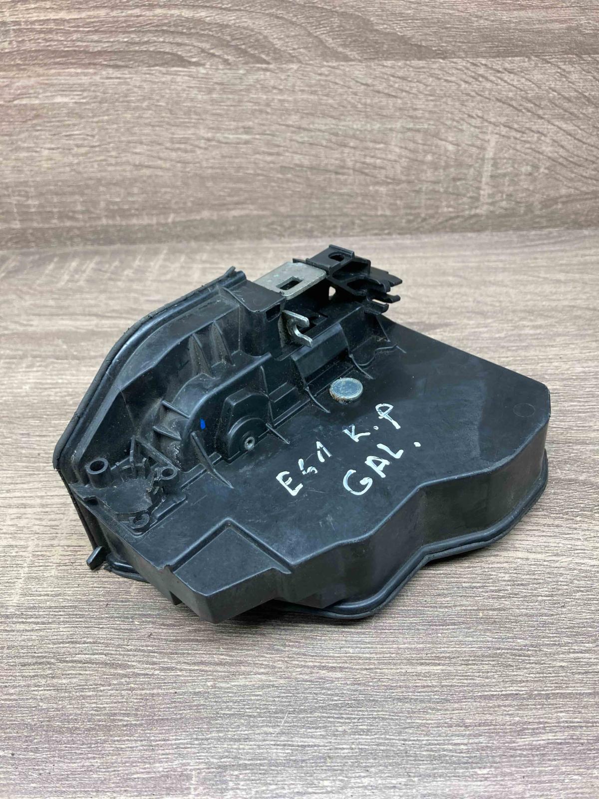 7154629   Rear door lock BMW 5 E60 E61