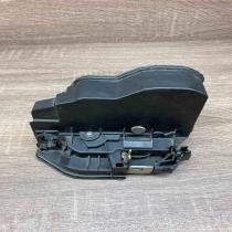 7167066   Front door lock BMW 5 E60 E61