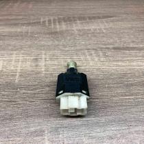 GA2B 66490   Brake pedal sensor switch Mazda Xedos 9