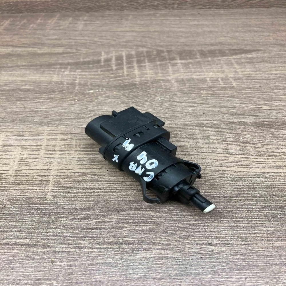 3M5T 13480 AB   Brake pedal sensor switch Volvo V50
