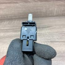 CS12 GJ6E 252G Brake pedal sensor switch Mazda 6
