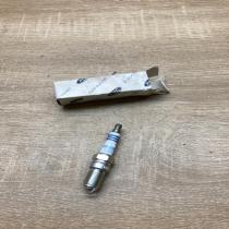 1315691 3S4J 12405 AB 22IPJ Spark plug Ford Fiesta