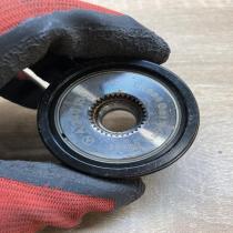 A6401500760   Alternator pulley Mercedes-Benz E A207