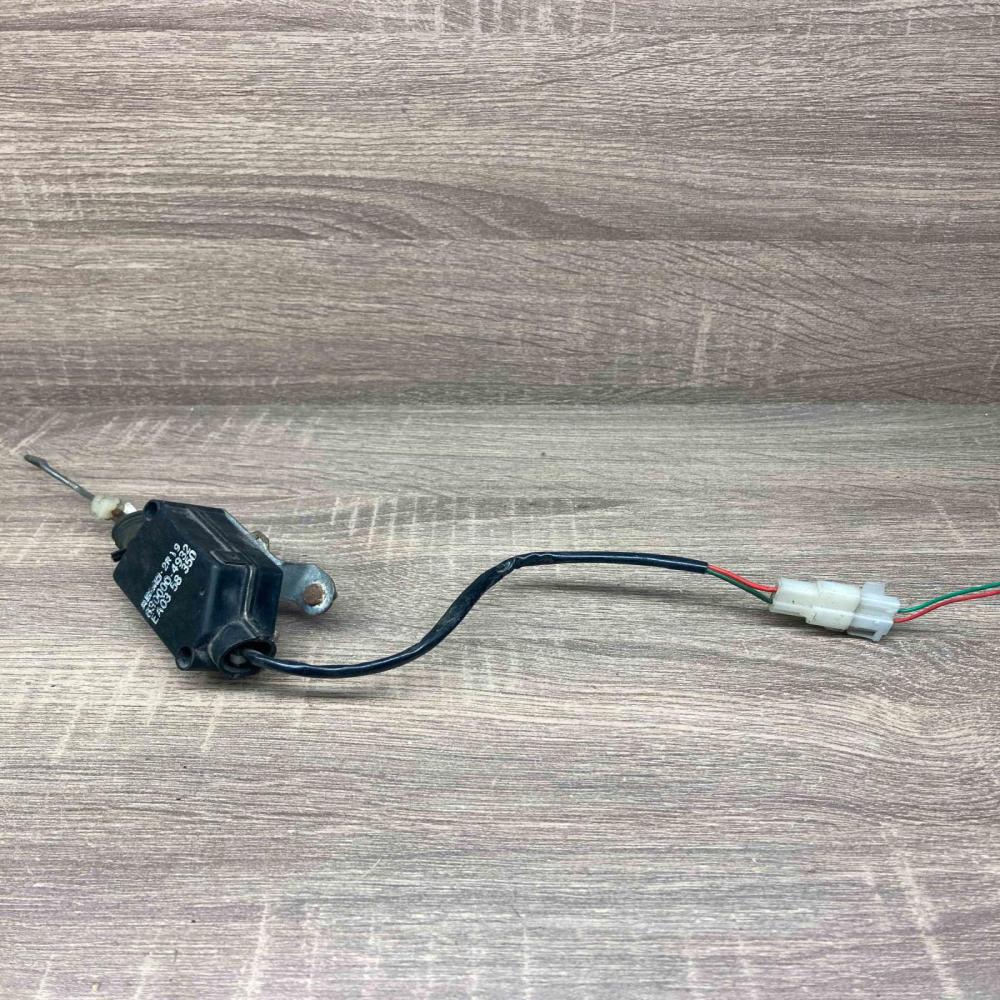 830000 4932 EA03 58 350  Central locking motor Mazda MX-3