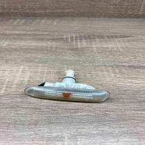 2228592   Front fender indicator light BMW 3 E46