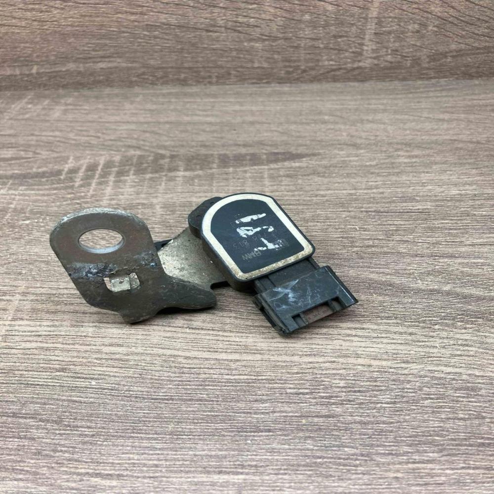 6778813   Headlight/headlamp level sensor BMW 1 E81 E87