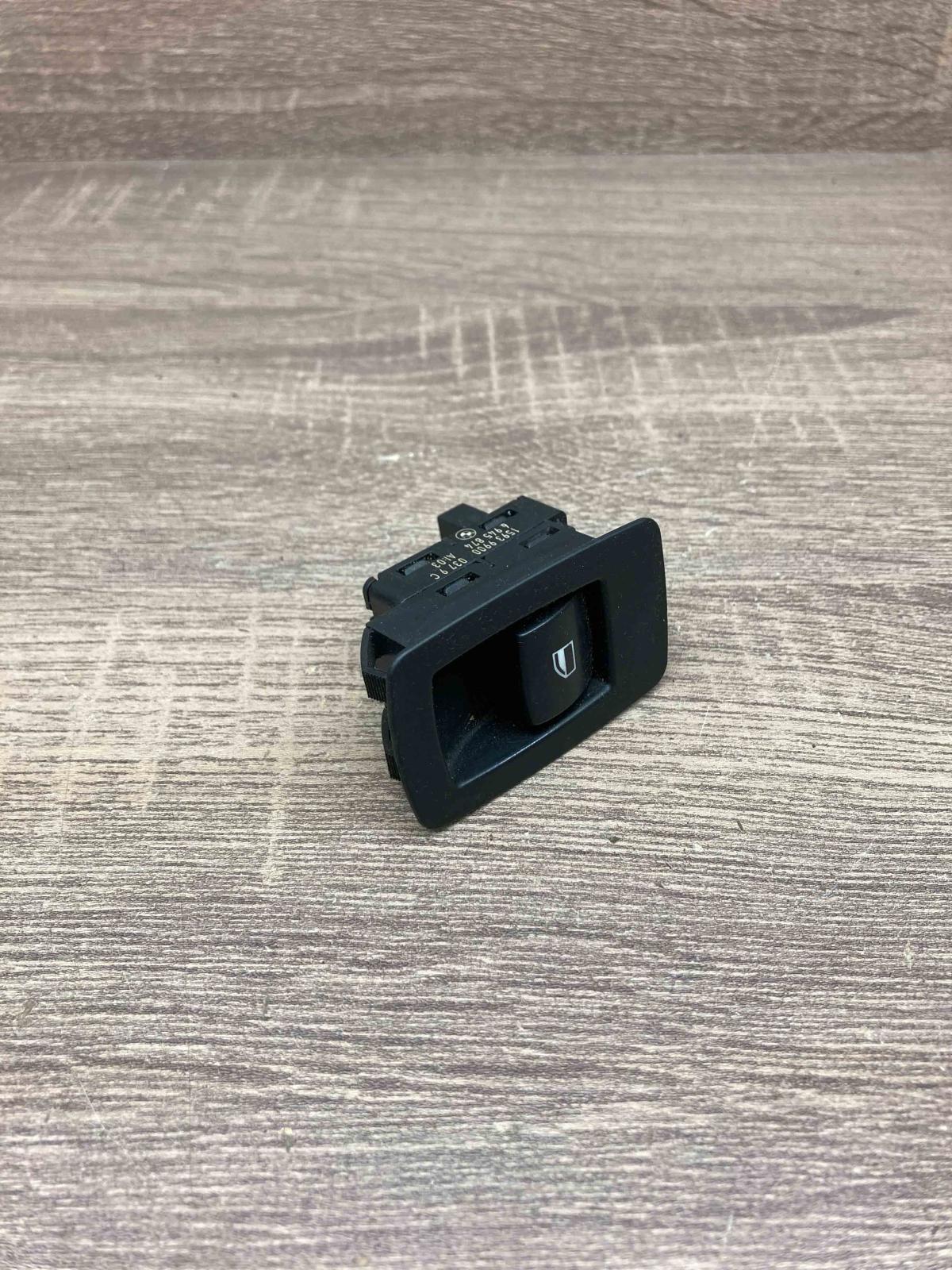 6945874   Electric window control switch BMW 3 E90 E91