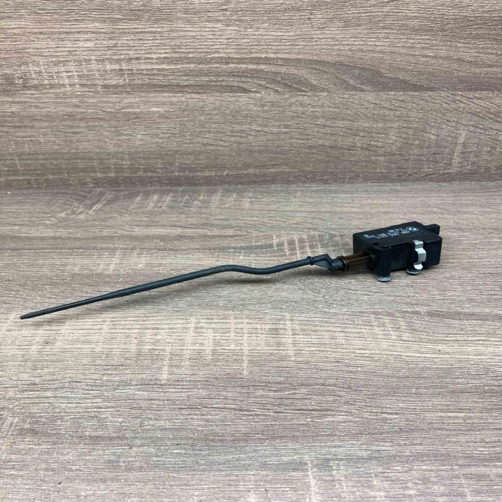 6987632   Plug wire BMW 3 E90 E91