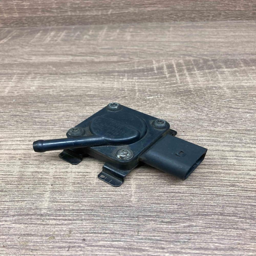 7789219   Exhaust gas pressure sensor BMW 5 E60 E61