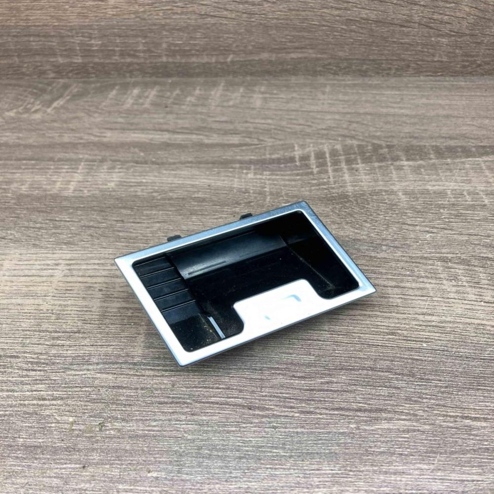7034098 31423 0000 31423 0100 Car ashtray BMW 5 E60 E61