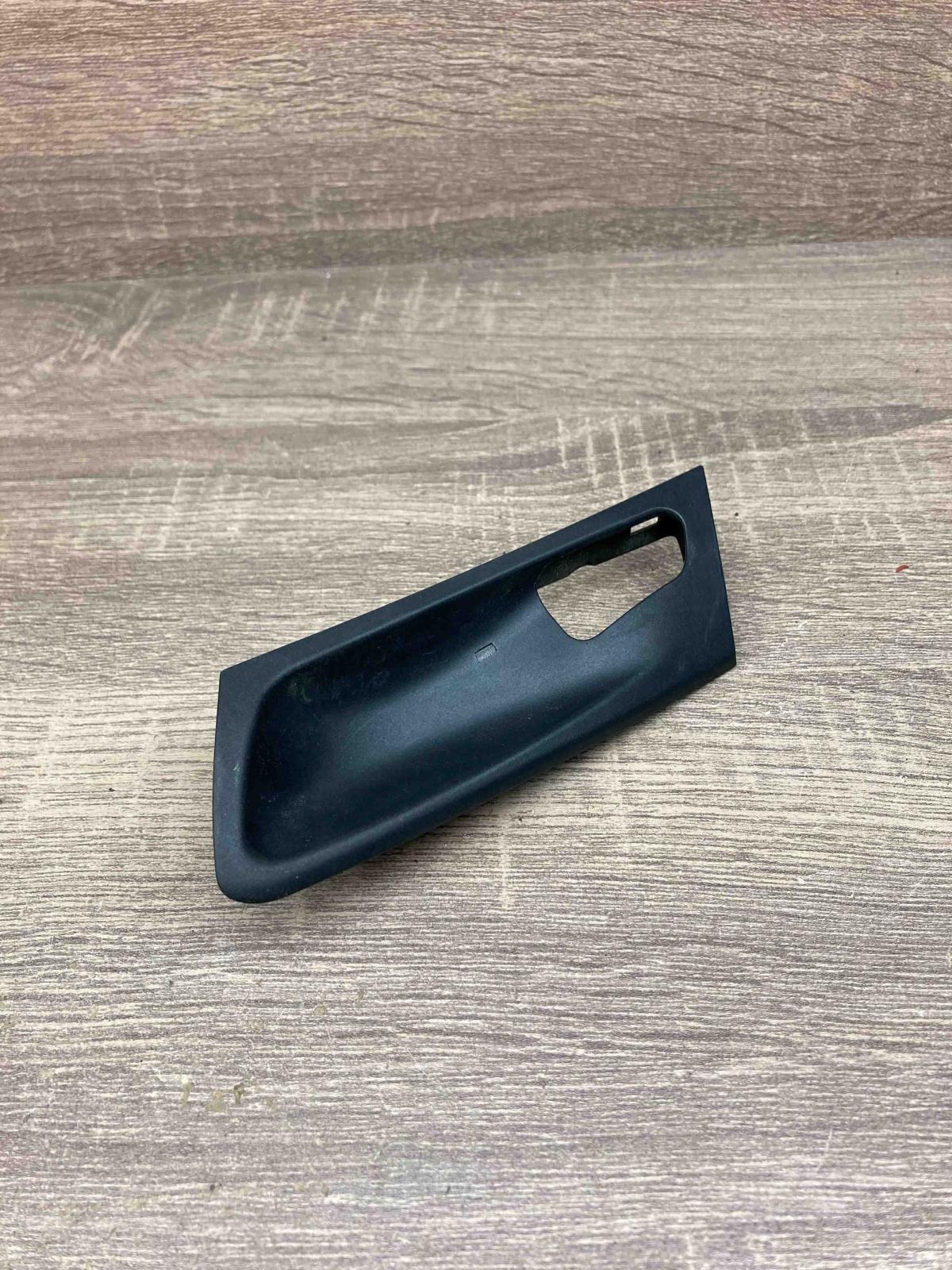 6973735 7137147  Front door interior handle BMW X5 E70