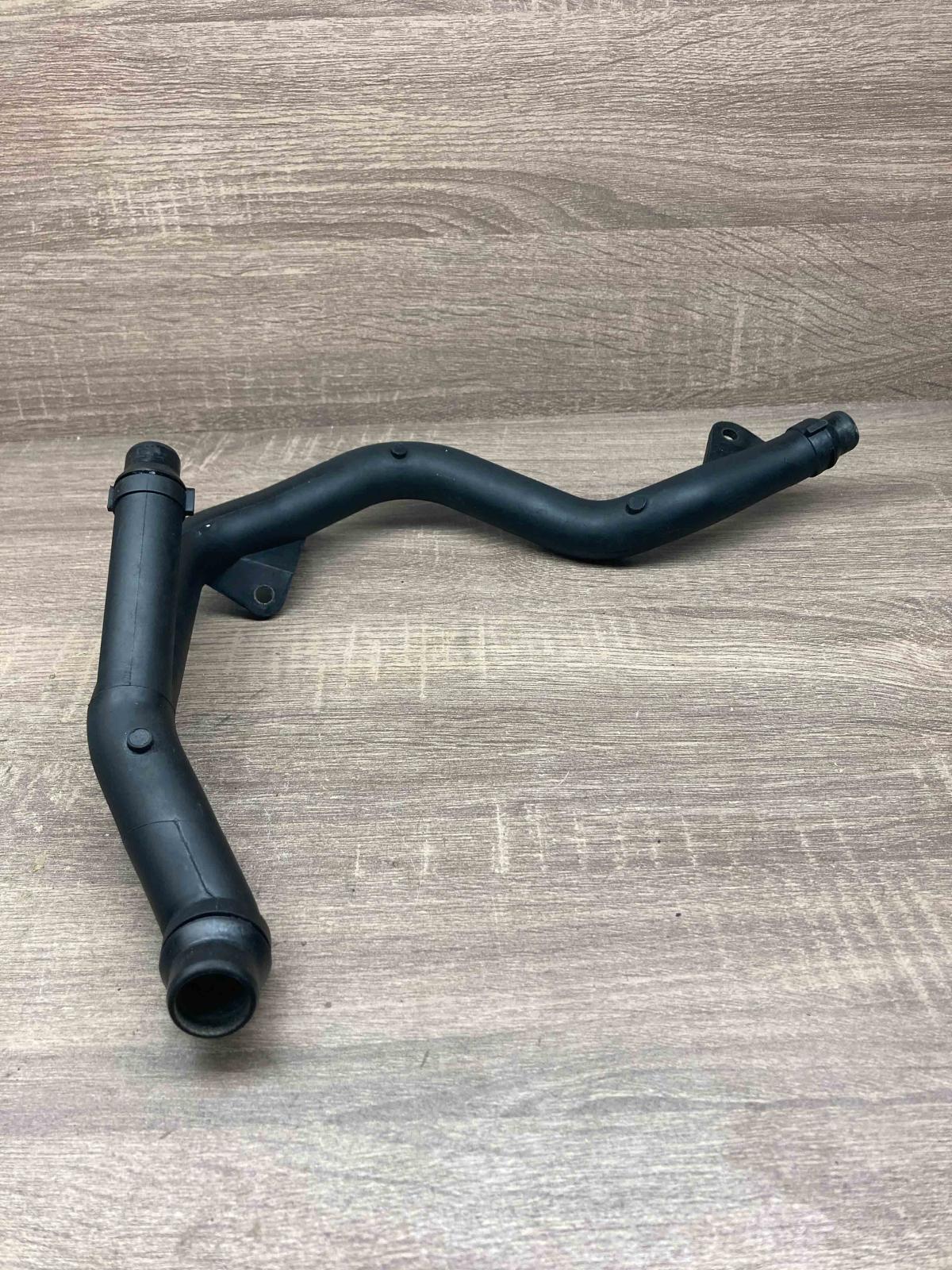 2247918   Engine coolant pipe/hose BMW X5 E53