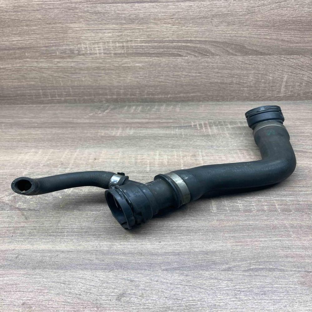 7787452 7789742  Engine coolant pipe/hose BMW 5 E60 E61