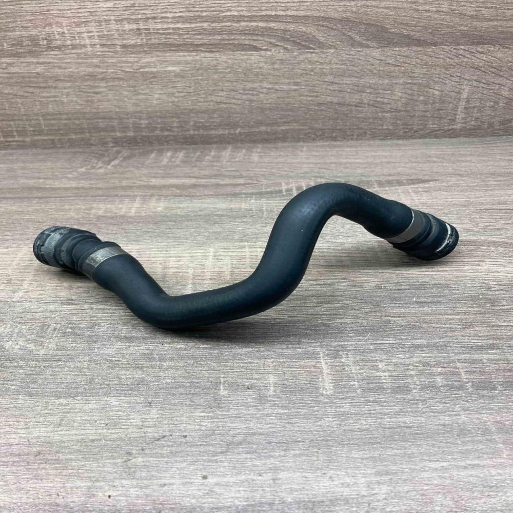 7505950 8377702  Engine coolant pipe/hose BMW X5 E53