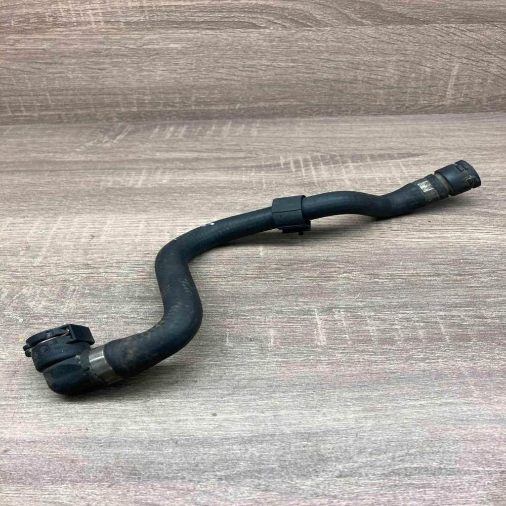 8375796   Engine coolant pipe/hose BMW 7 F01 F02 F03 F04
