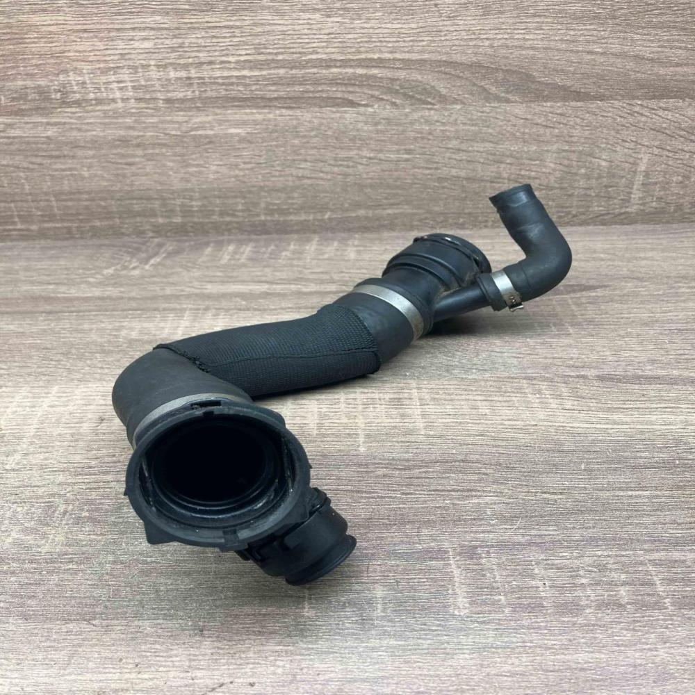 7794154 154768 10 7799184 Engine coolant pipe/hose BMW X5 E70