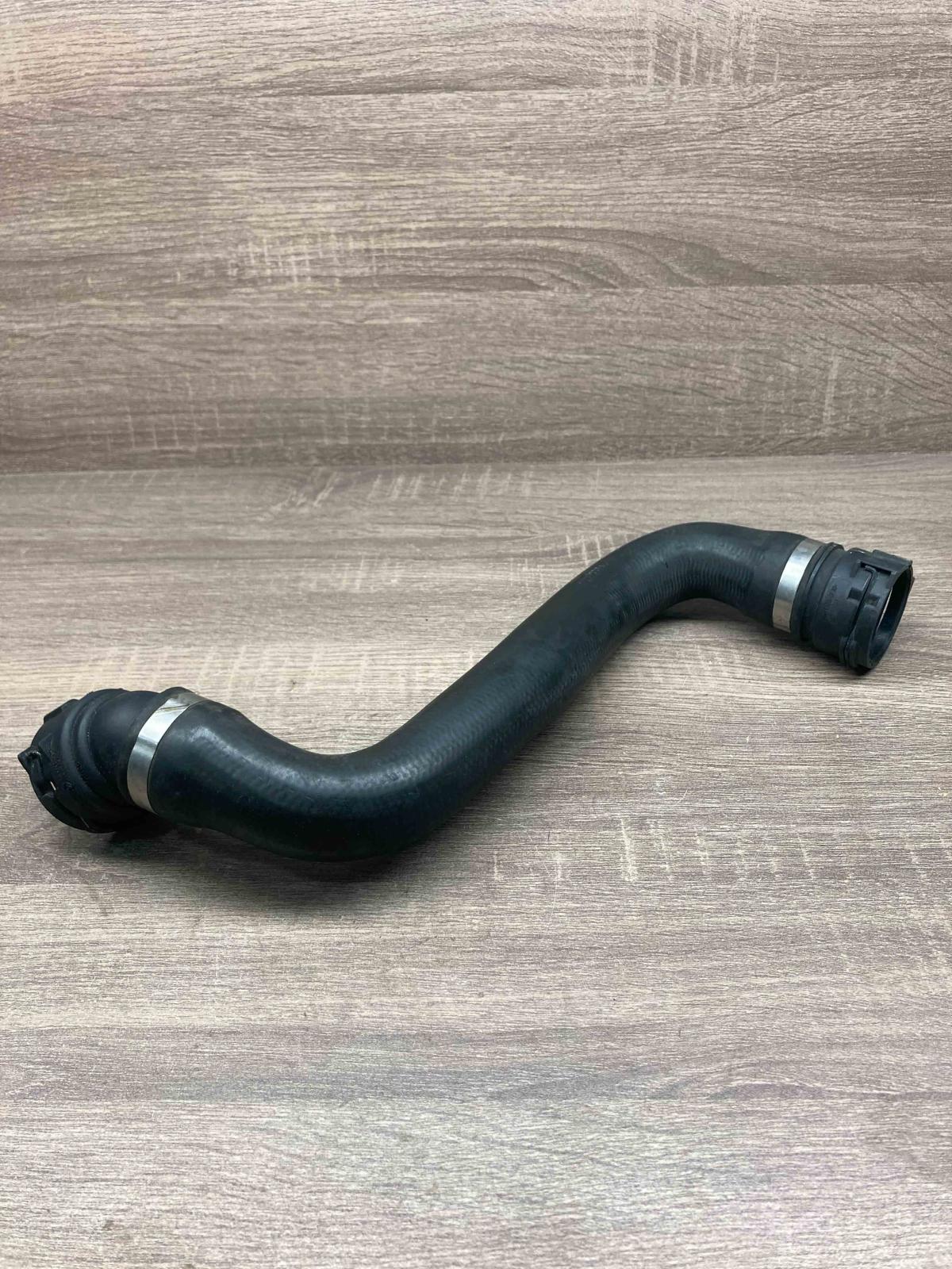 7799748 7789742  Engine coolant pipe/hose BMW 5 E60 E61