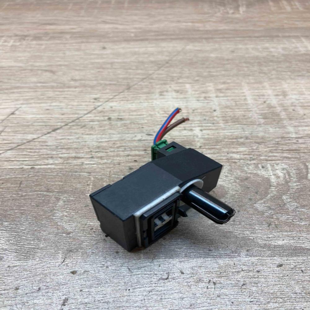 1027914956   Other control units/modules Citroen C5
