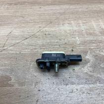 9217711   Airbag deployment crash/impact sensor BMW 3 F30 F35 F31