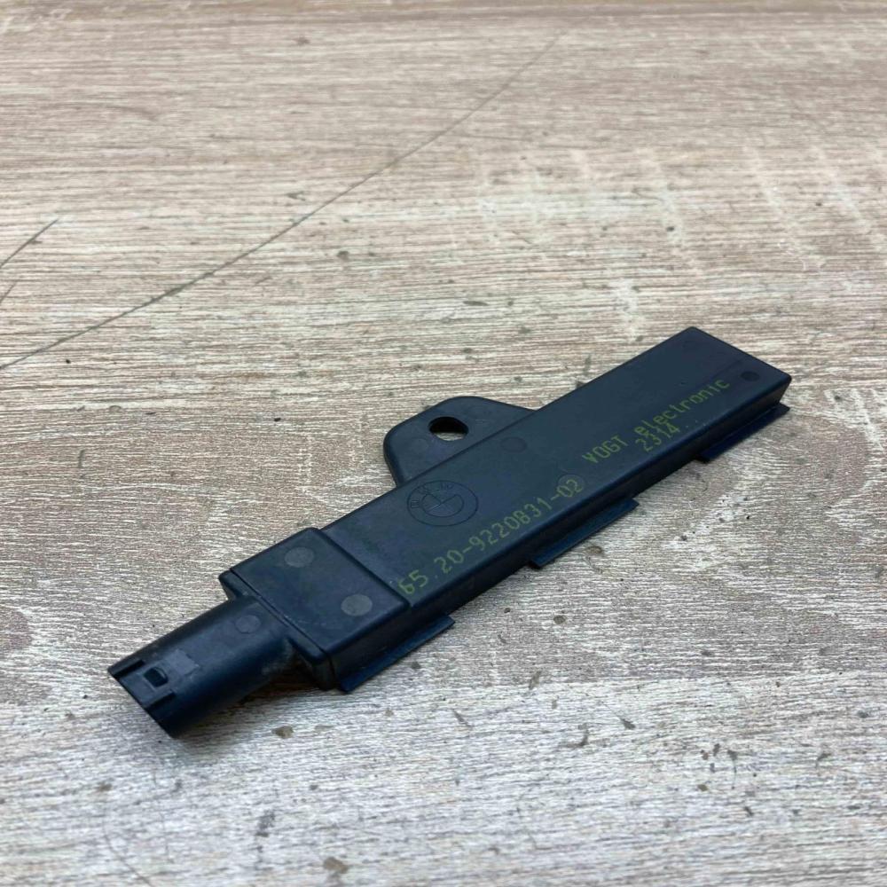 9220831 9220831 02  Keyless system antenna BMW 5 F10 F11