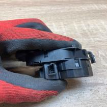 6930305   Air flap motor/actuator BMW 5 E60 E61