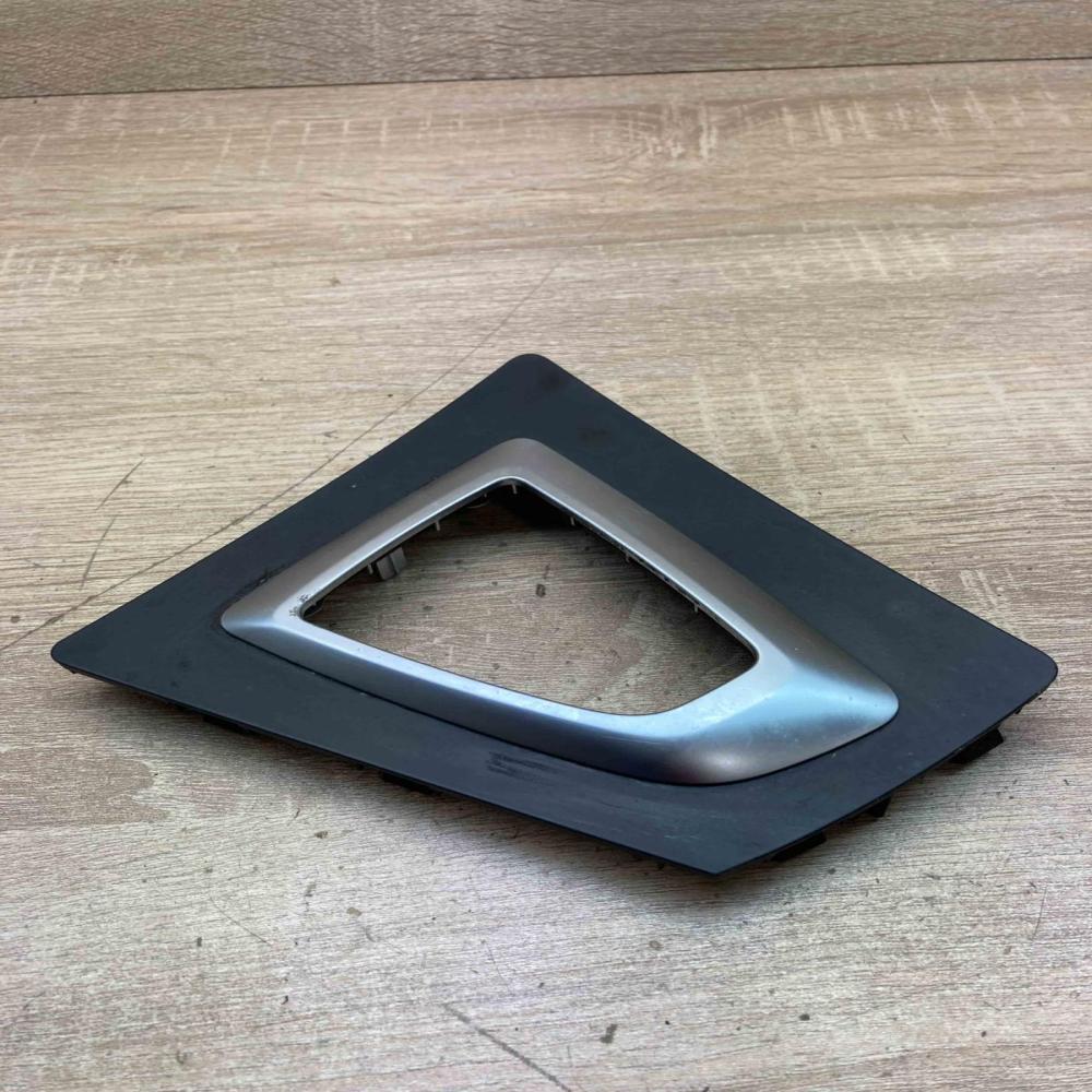 9234131   Gear shifter surround trim plastic BMW 3 F30 F35 F31