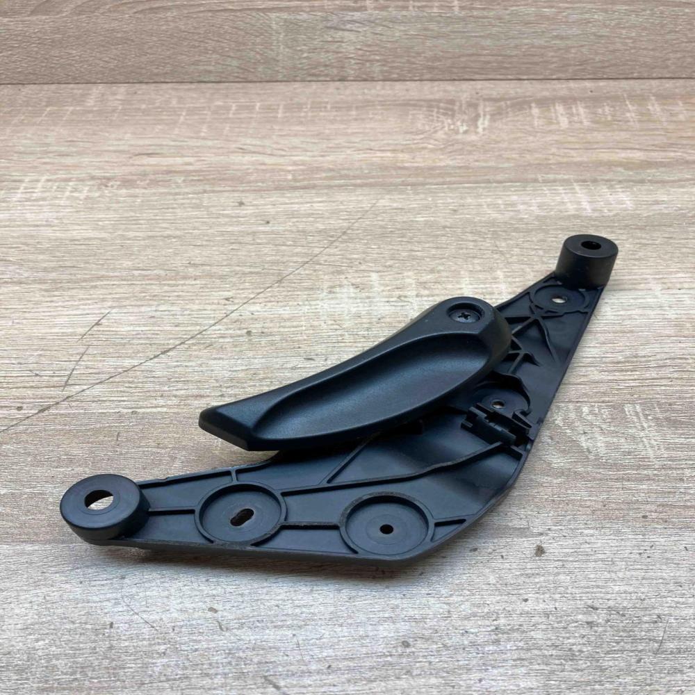 9113984 9144002  Engine bonnet (hood) release handle BMW 5 F10 F11