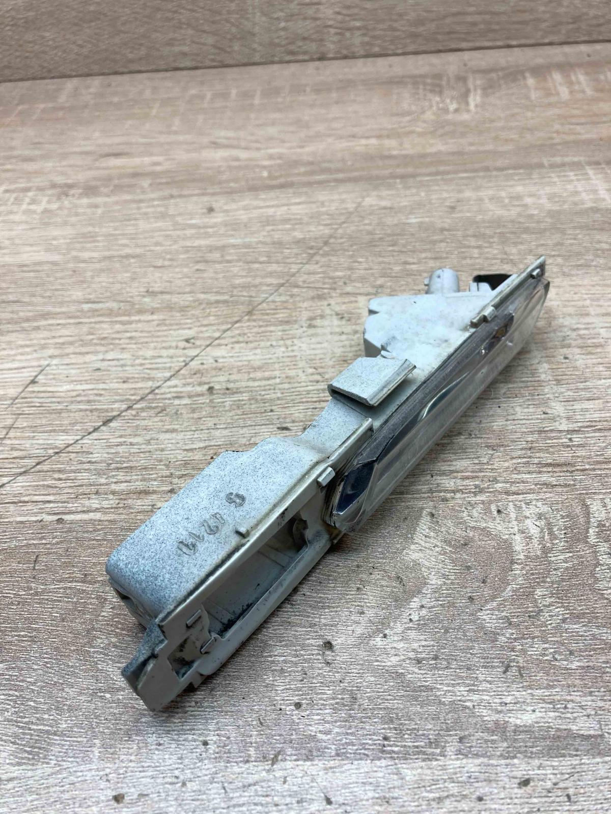 7154168 7154170 Turn Light Front fender indicator light BMW 5 F10 F11