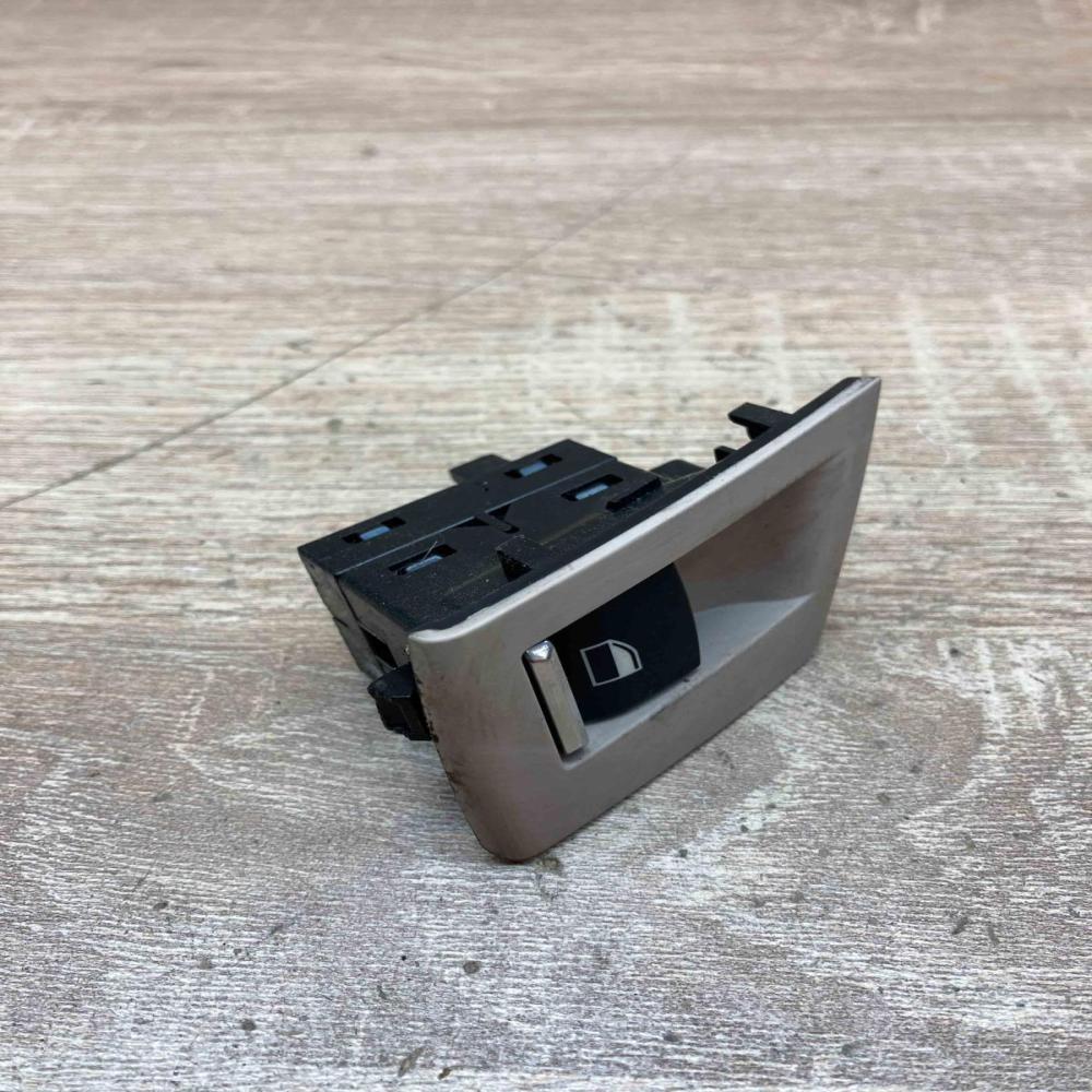 9163527   Electric window control switch BMW 5 GT F07