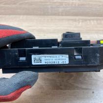 9252812 9252812 01  Fuse module BMW 5 GT F07
