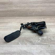 Mazda 626   Accelerator throttle pedal Mazda 626